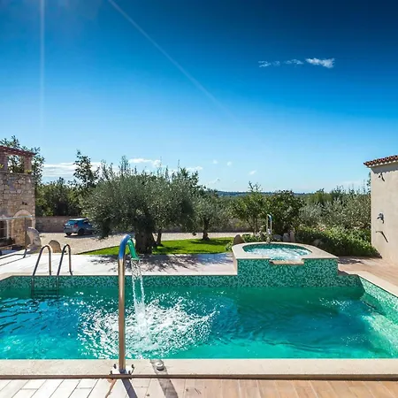 Perci Holiday home *